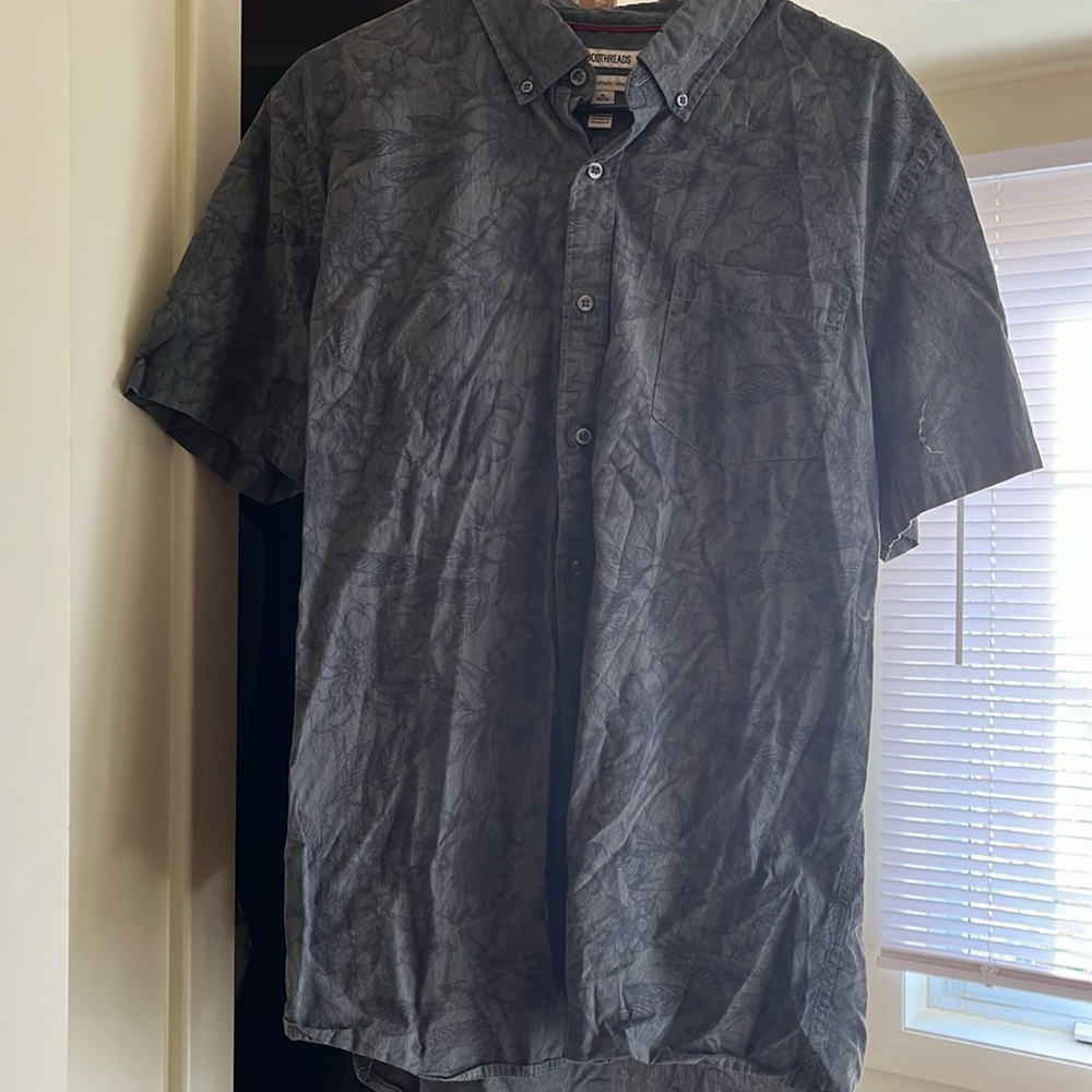 Men button-up slim shirt